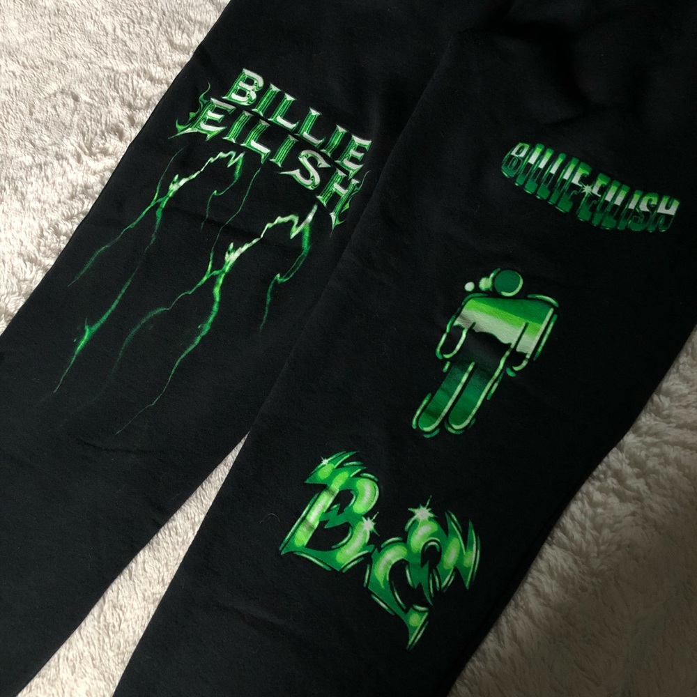 Billie Eilish Blohsh green lightning sweatpants 💚